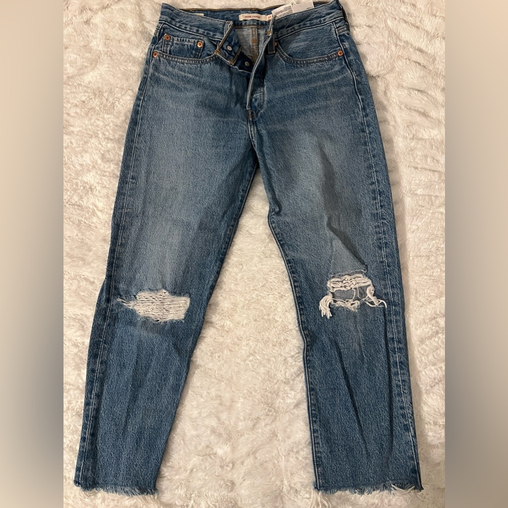 LEVIS VINTAGE WEDGIE STRAIGHT JEANS
